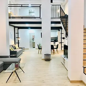 Modern&spacious In Plaza De La Merced Apartamento Málaga